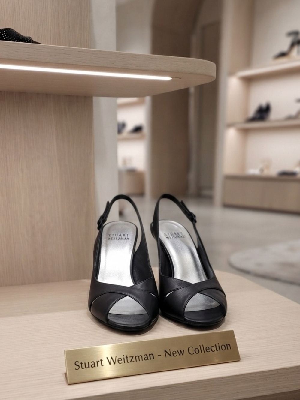 Stuart Weitzman Black crisscross Leather sandals